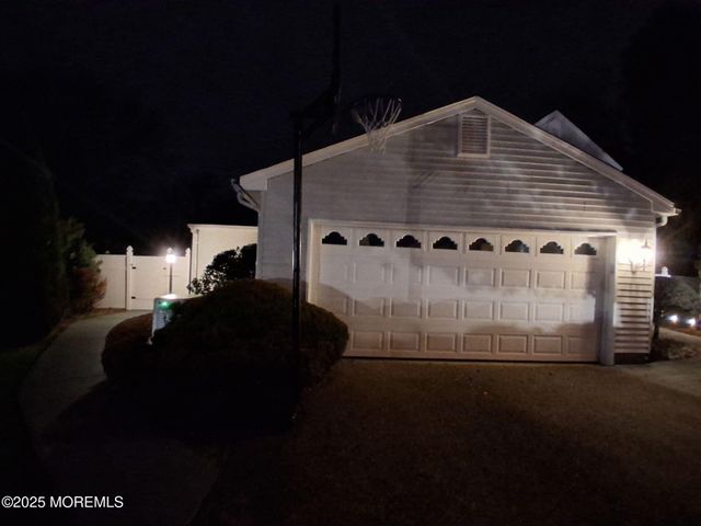 41 Sweet Gum Road, Howell, NJ 07731