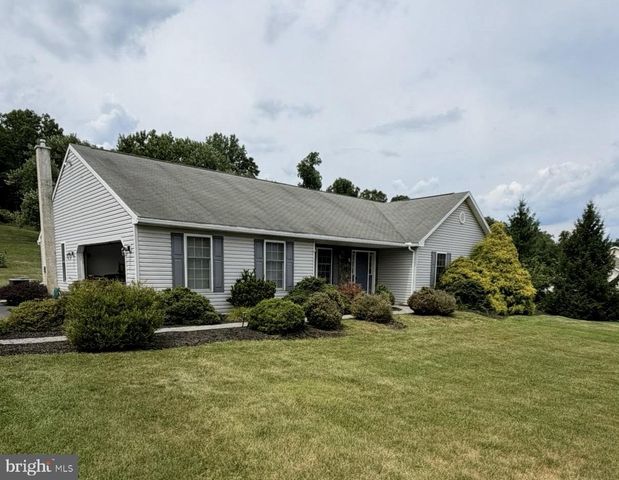 44 BEAVER VALLEY CT, Birdsboro, PA 19508