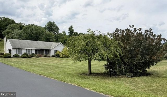 44 BEAVER VALLEY CT, Birdsboro, PA 19508