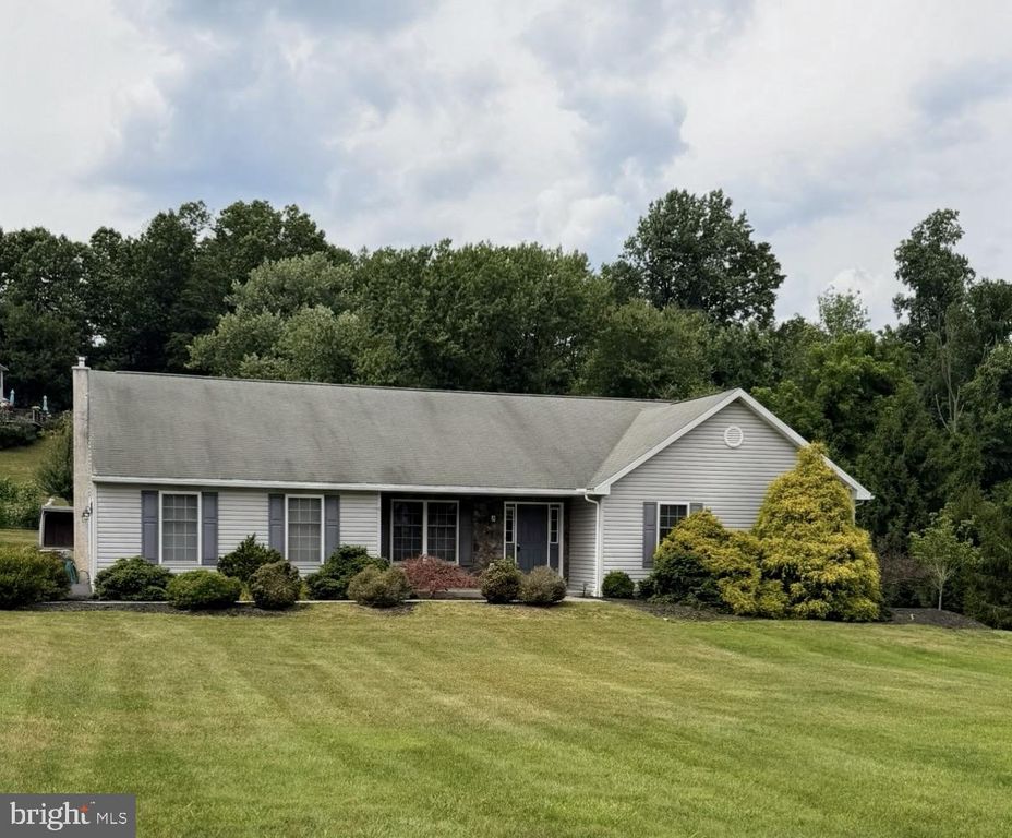 44 BEAVER VALLEY CT, Birdsboro, PA 19508