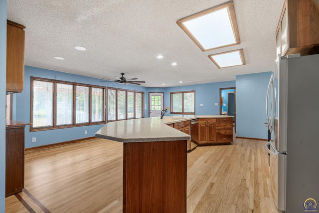 3434 SE Shawnee Heights RD, Tecumseh, KS 66542