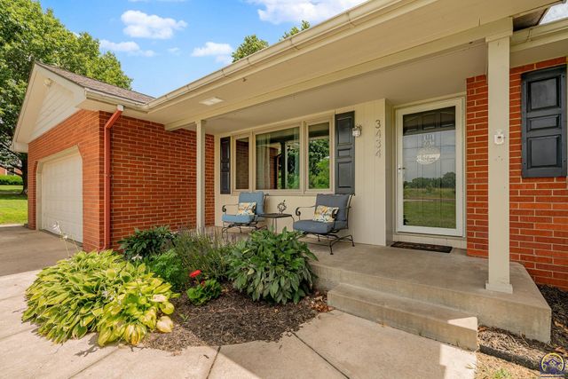 3434 SE Shawnee Heights RD, Tecumseh, KS 66542