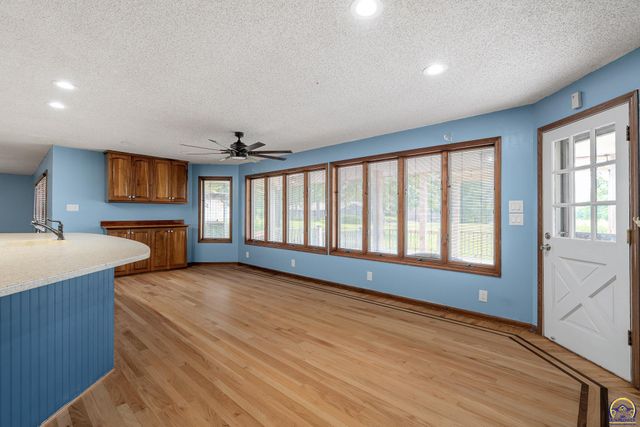 3434 SE Shawnee Heights RD, Tecumseh, KS 66542