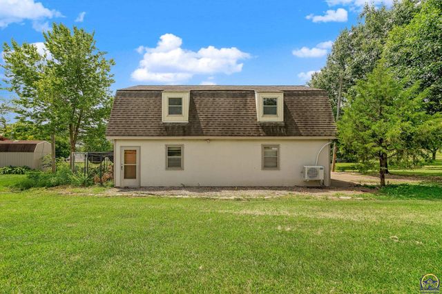 3434 SE Shawnee Heights RD, Tecumseh, KS 66542
