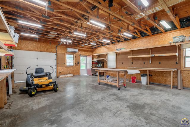 3434 SE Shawnee Heights RD, Tecumseh, KS 66542