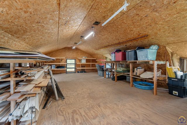 3434 SE Shawnee Heights RD, Tecumseh, KS 66542