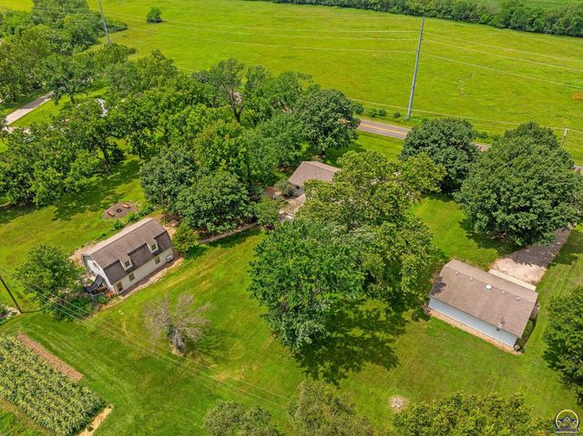 3434 SE Shawnee Heights RD, Tecumseh, KS 66542
