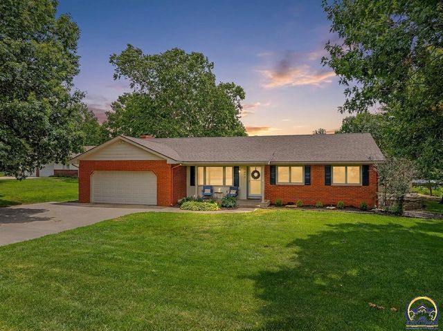 3434 SE Shawnee Heights RD, Tecumseh, KS 66542