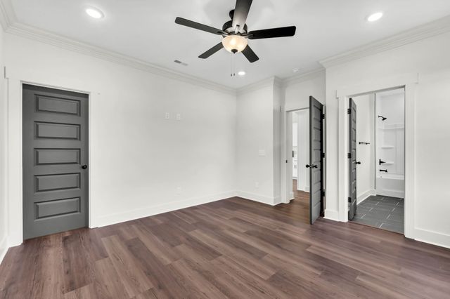 1326 Isaiah Dr, Clarksville, TN 37042