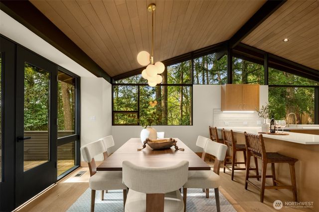 7236 NE 121st Place, Kirkland, WA 98034