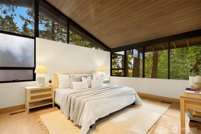 7236 NE 121st Place, Kirkland, WA 98034