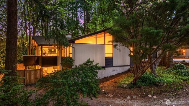 7236 NE 121st Place, Kirkland, WA 98034
