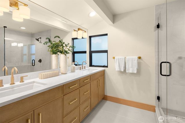 7236 NE 121st Place, Kirkland, WA 98034