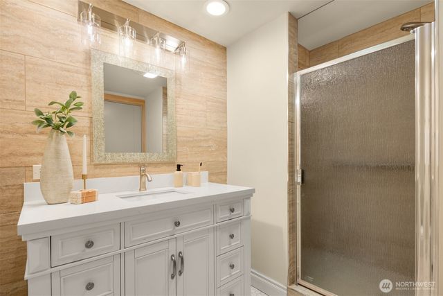 7236 NE 121st Place, Kirkland, WA 98034
