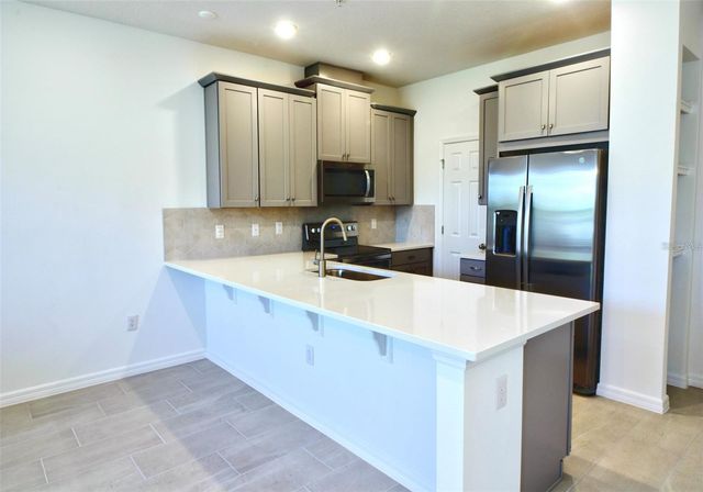 9939 RANDAL WALK STREET, Orlando, FL 32832
