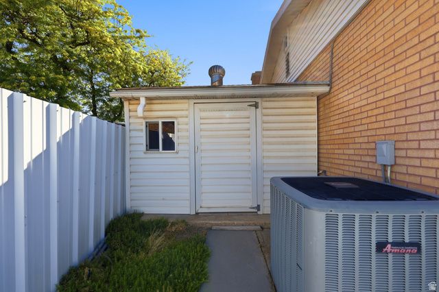 8342 S VAN BUREN ST, Midvale, UT 84047