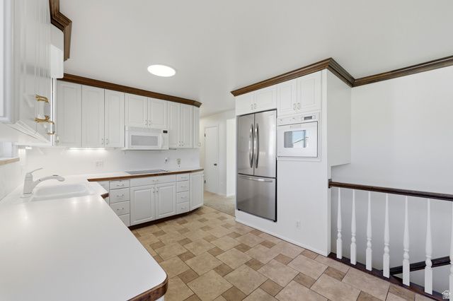 8342 S VAN BUREN ST, Midvale, UT 84047