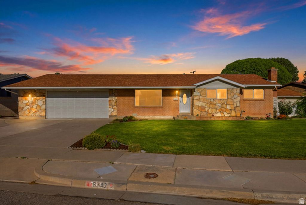 8342 S VAN BUREN ST, Midvale, UT 84047