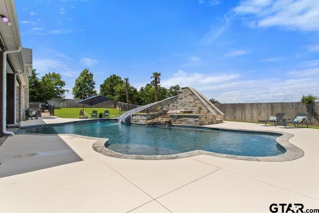 18142 CR 122, Tyler, TX 75703