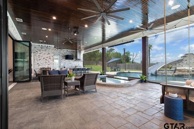 18142 CR 122, Tyler, TX 75703