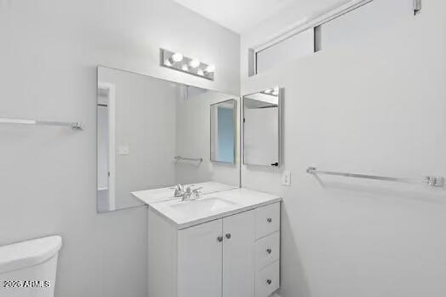3709 W YUCCA Street, Phoenix, AZ 85029