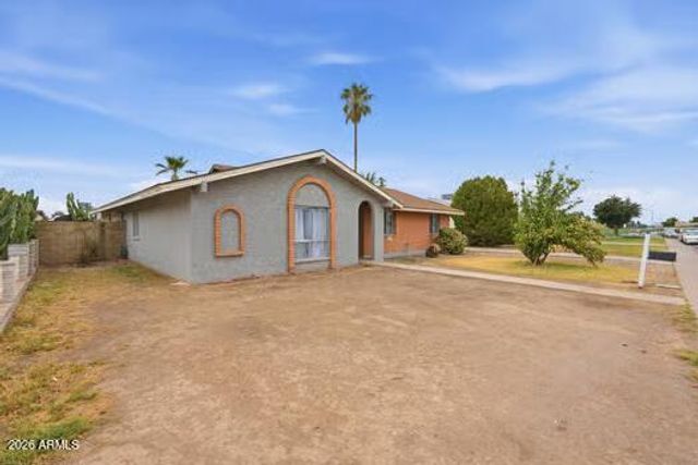 3709 W YUCCA Street, Phoenix, AZ 85029