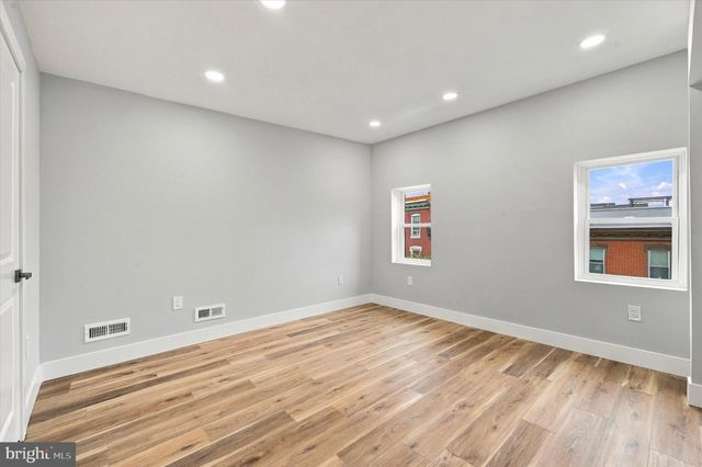 2526 CORAL ST, Philadelphia, PA 19125