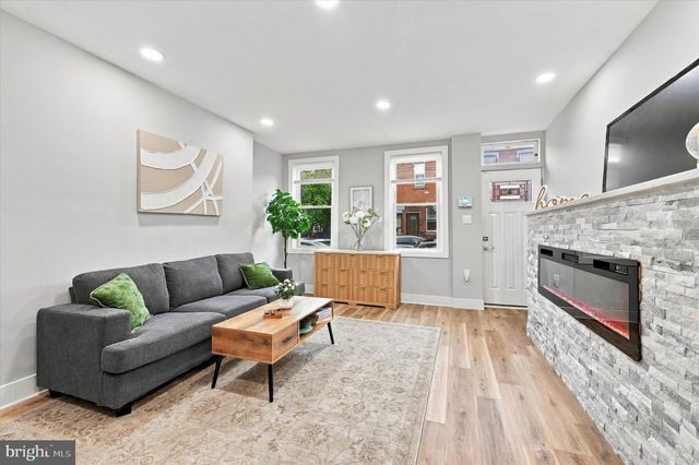 2526 CORAL ST, Philadelphia, PA 19125