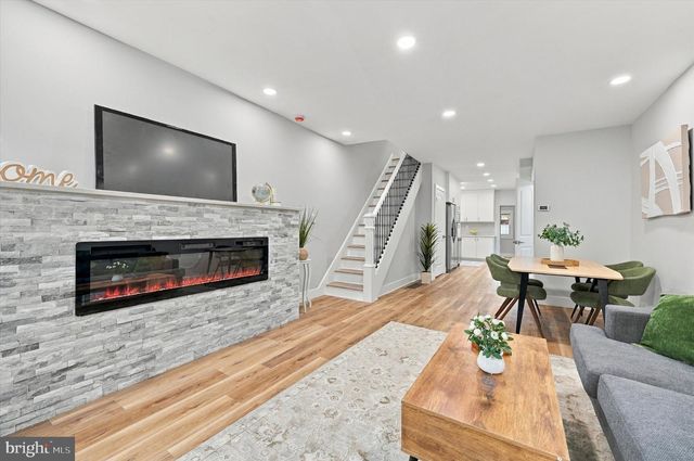 2526 CORAL ST, Philadelphia, PA 19125