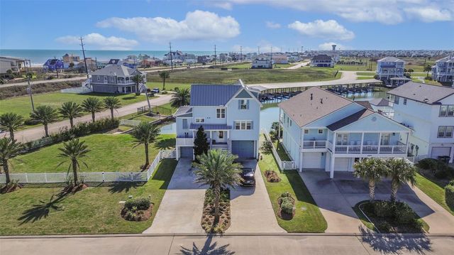 4118 Sand Hill Court, Galveston, TX 77554