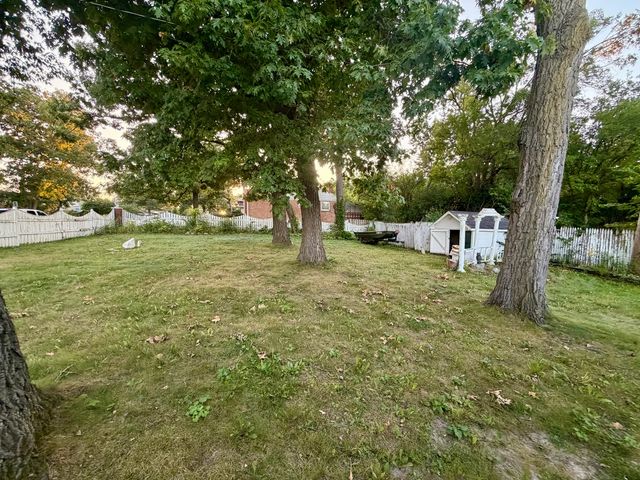 2802 18th Place, North Chicago, IL 60064