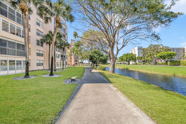 14527 Bonaire Boulevard 203, Delray Beach, FL 33446