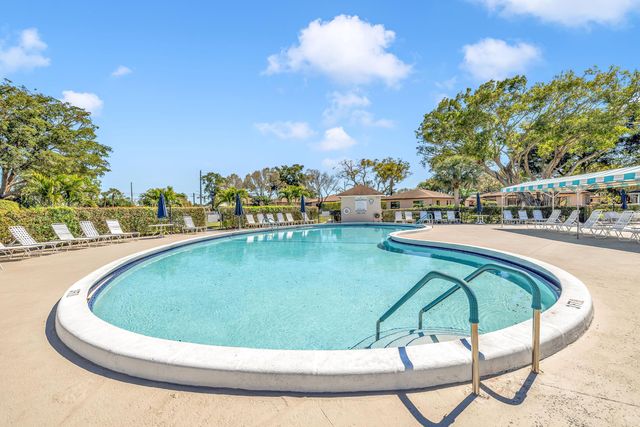 14527 Bonaire Boulevard 203, Delray Beach, FL 33446