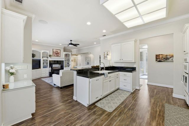 5326 Flyway Dr, Fair Oaks, CA 95628