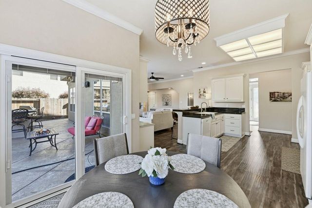 5326 Flyway Dr, Fair Oaks, CA 95628