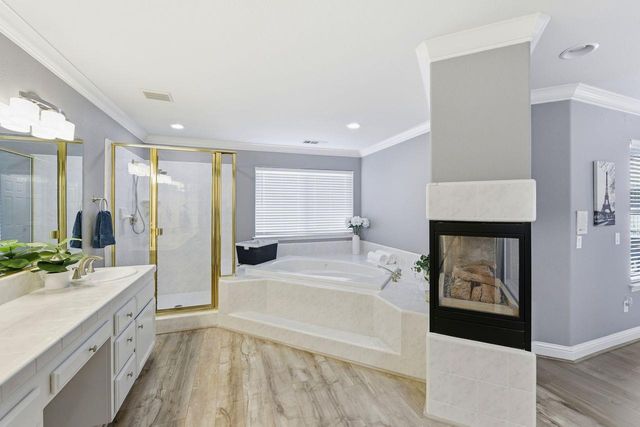 5326 Flyway Dr, Fair Oaks, CA 95628