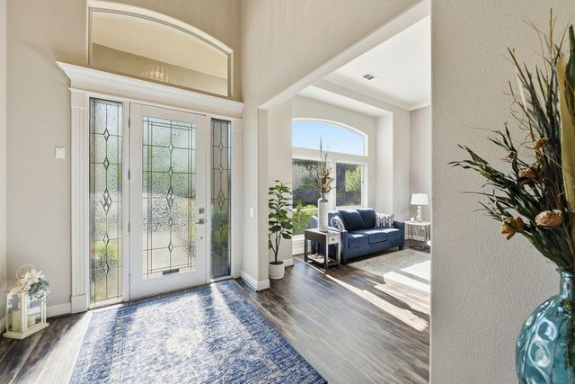 5326 Flyway Dr, Fair Oaks, CA 95628