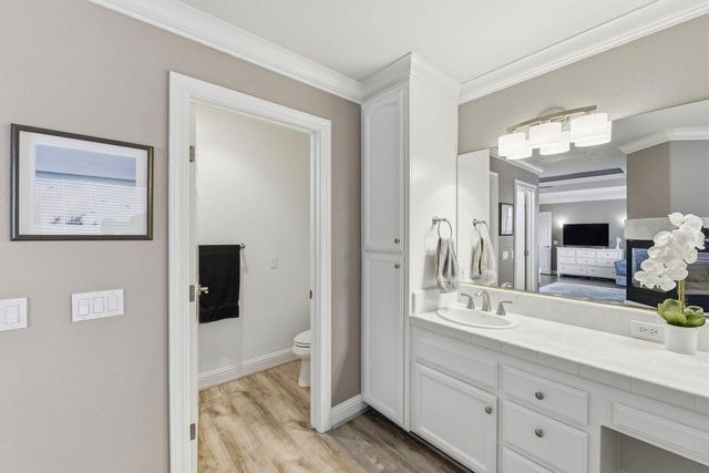 5326 Flyway Dr, Fair Oaks, CA 95628