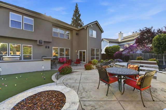 5326 Flyway Dr, Fair Oaks, CA 95628