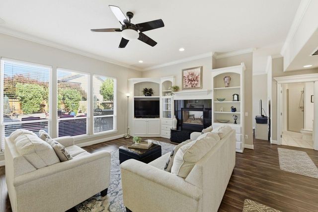 5326 Flyway Dr, Fair Oaks, CA 95628