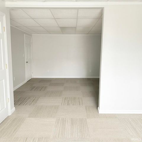 960 N Quail Ridge Circle, Vincennes, IN 47591