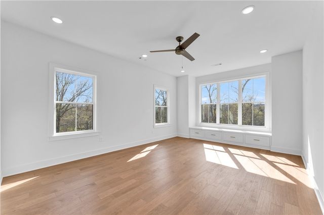 720 N Gregg Avenue, Fayetteville, AR 72701