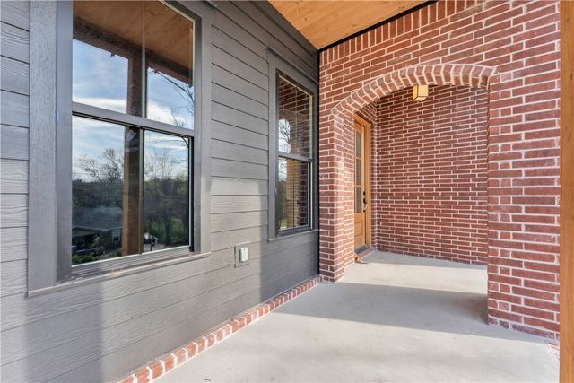 720 N Gregg Avenue, Fayetteville, AR 72701