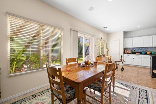 1067 Alta Cresta, Palm Springs, CA 92262