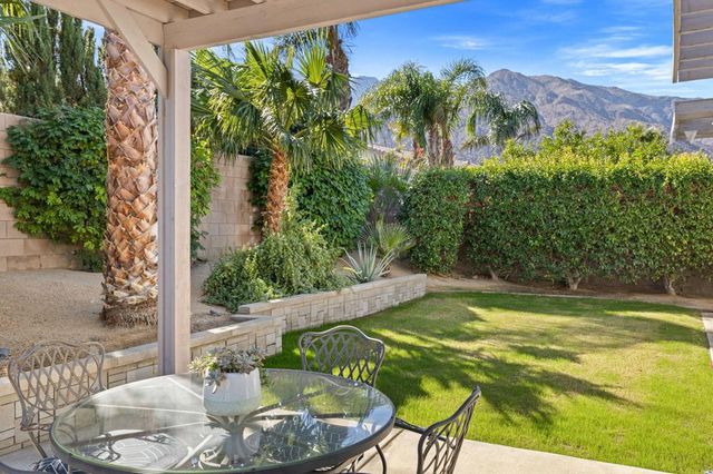 1067 Alta Cresta, Palm Springs, CA 92262