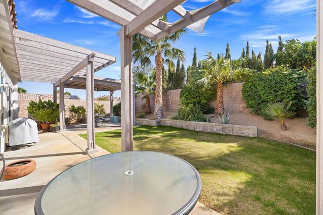 1067 Alta Cresta, Palm Springs, CA 92262