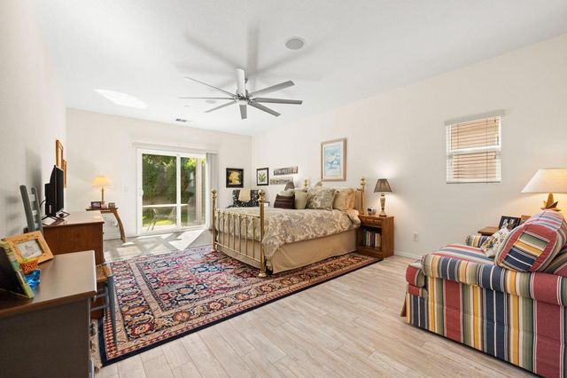 1067 Alta Cresta, Palm Springs, CA 92262