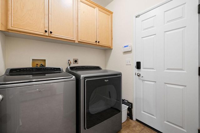 1067 Alta Cresta, Palm Springs, CA 92262