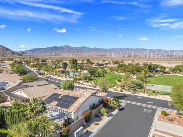 1067 Alta Cresta, Palm Springs, CA 92262