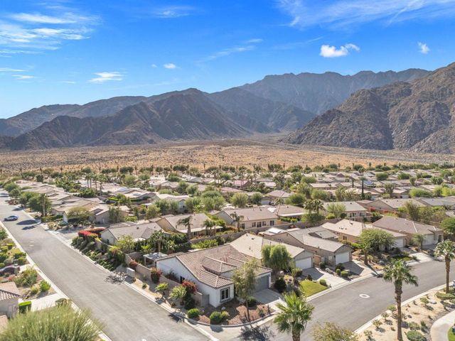1067 Alta Cresta, Palm Springs, CA 92262